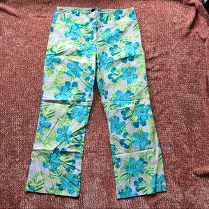 Vintage Floral Capri Pants